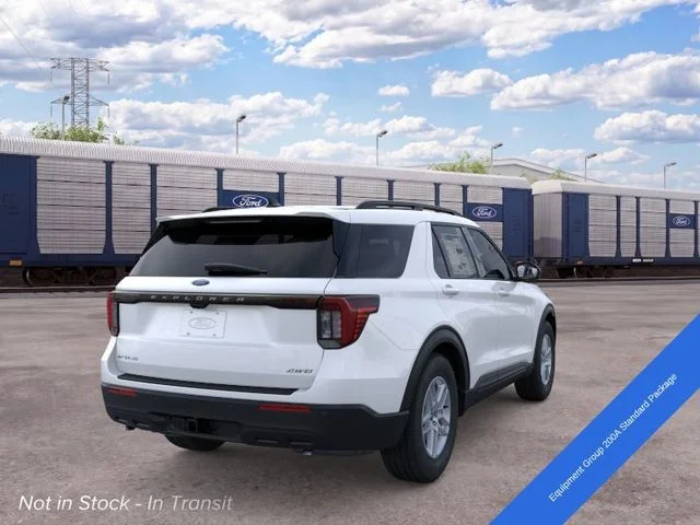 New 2026 Star White Metallic Tri-Coat Ford Active image 8
