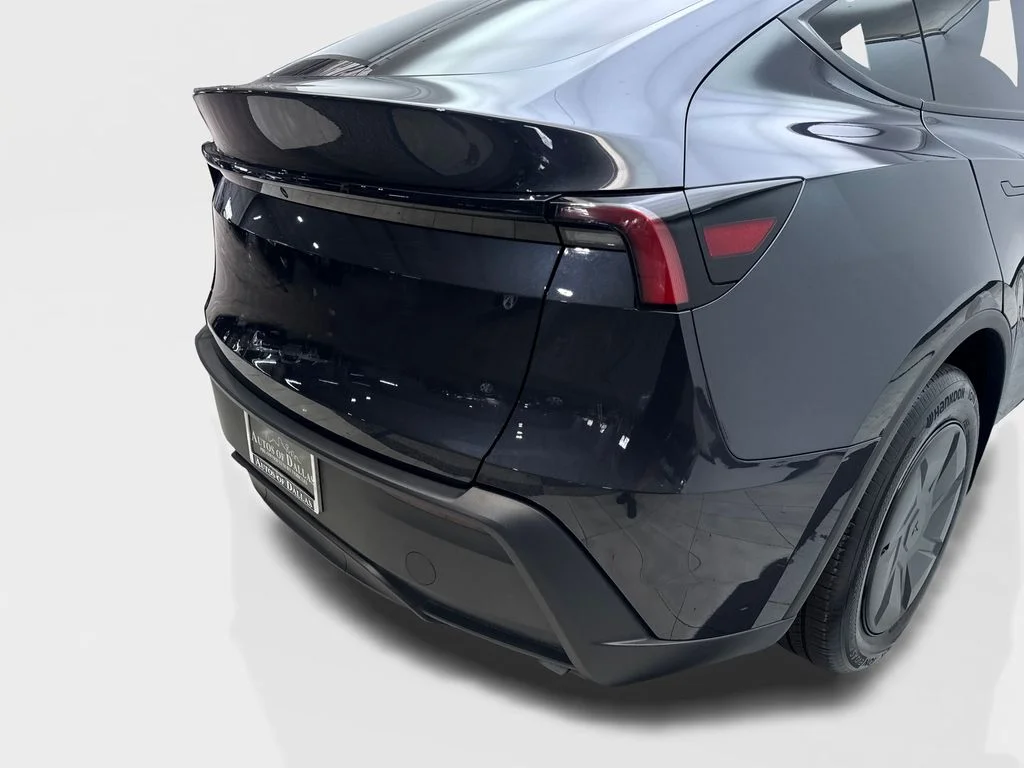 Used 2026 Black Tesla  image 18