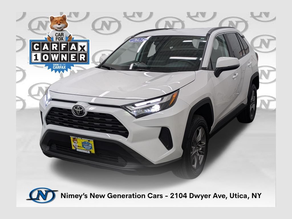 2025 Toyota RAV4 XLE