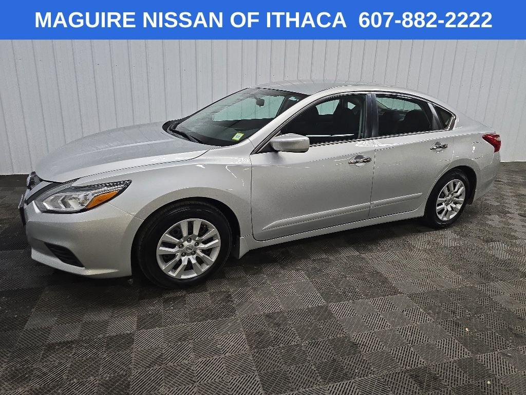 Used 2016 Silver Nissan 2.5 S image 6