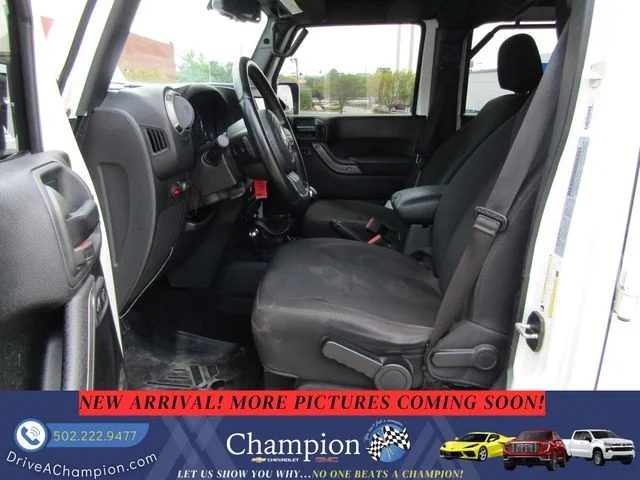 Used 2018 White Jeep Unlimited Sport image 11