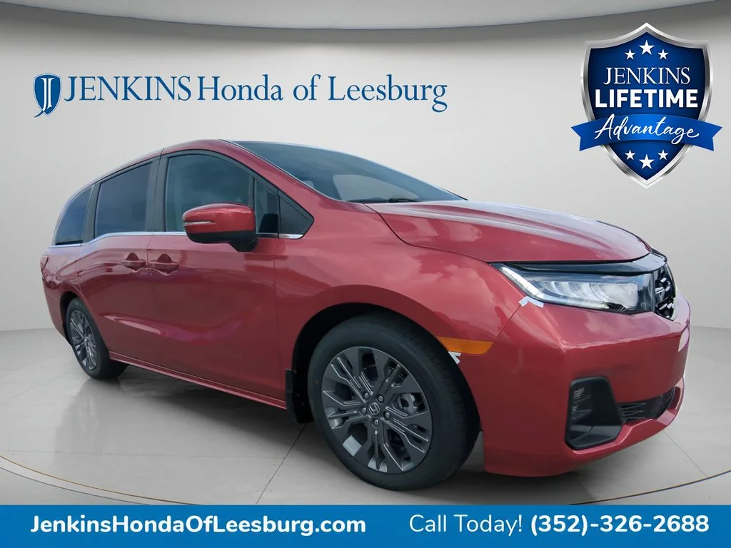 New 2026 Radiant Red Metallic II Honda Touring image 1