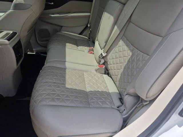 Used 2019 Pearl White Tricoat Nissan Platinum image 23