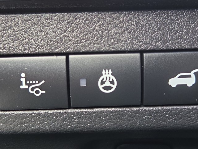 Certified Used 2025 Black Nissan Platinum image 17