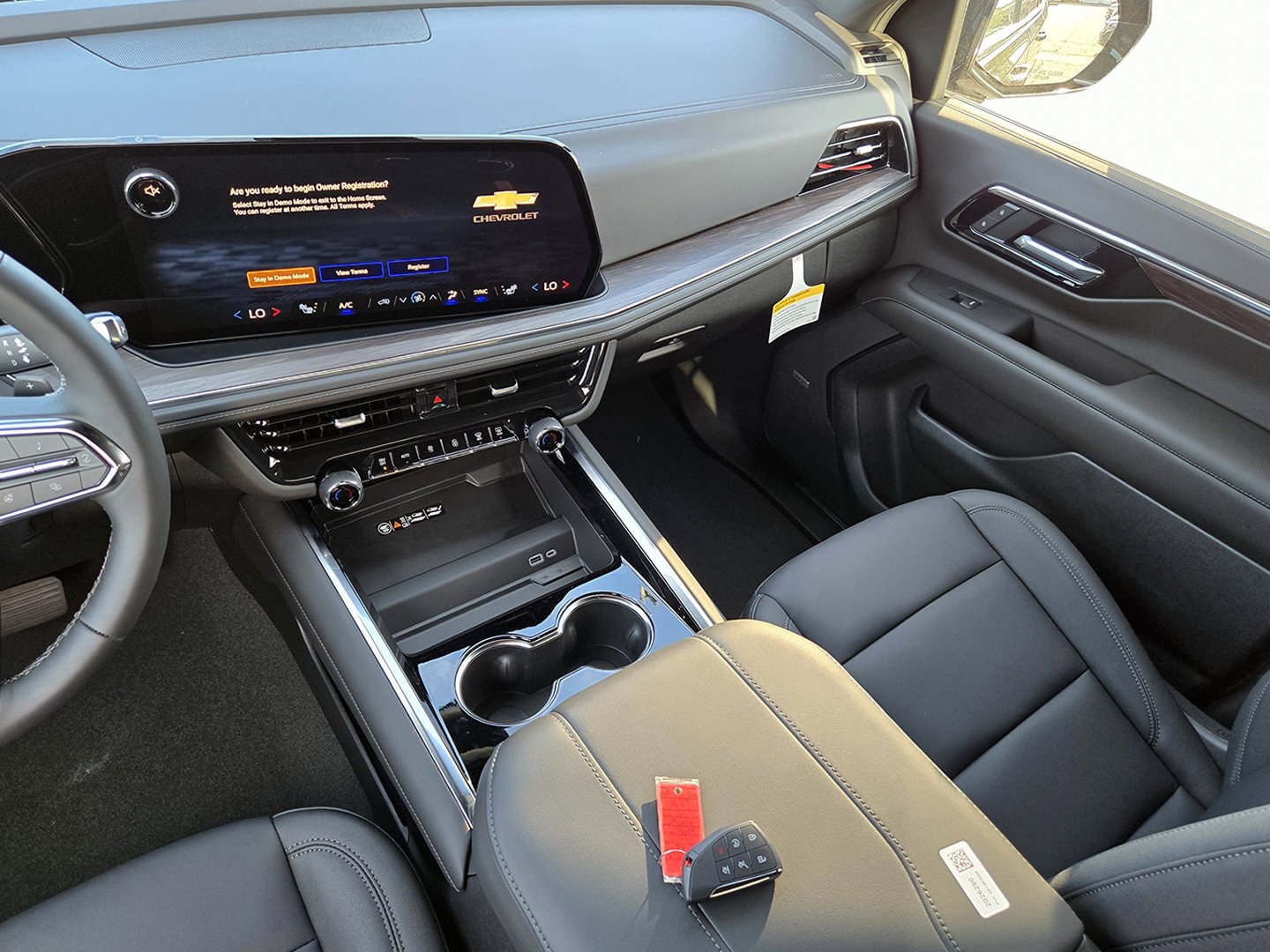 2026 Chevrolet Tahoe LT - Photo 16