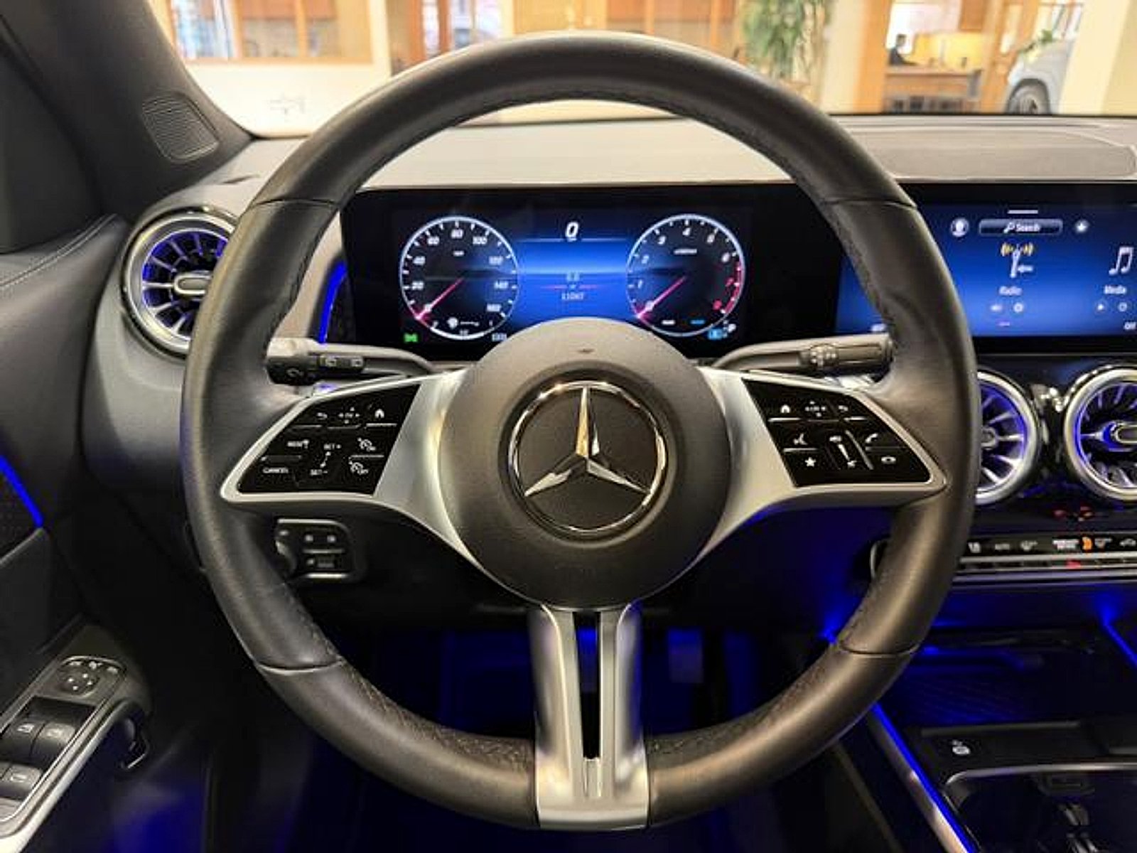 Used 2025 Night Black Mercedes-Benz  image 12