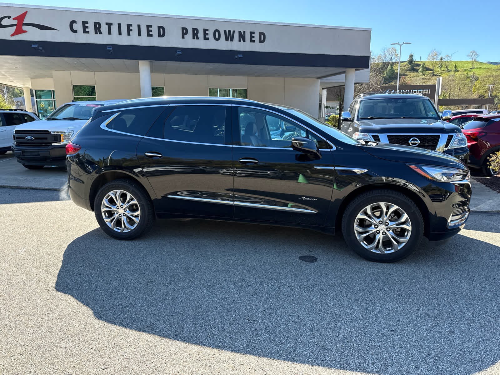 Used 2020 Ebony Twilight Metallic Buick Avenir image 4
