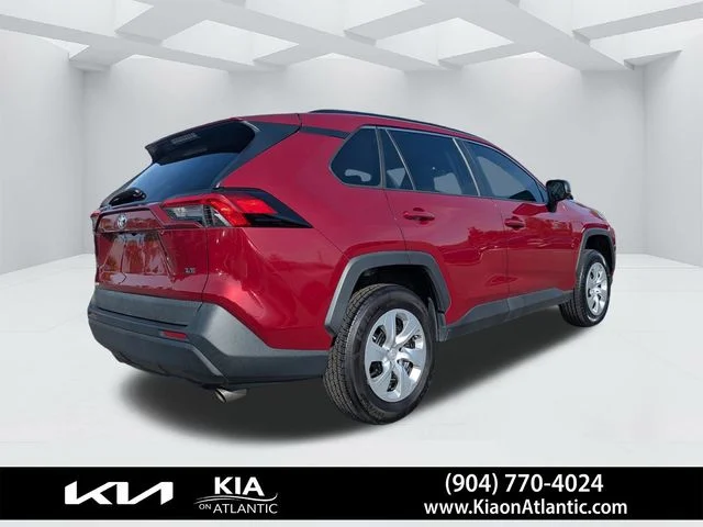 Used 2020 Red Toyota LE image 3