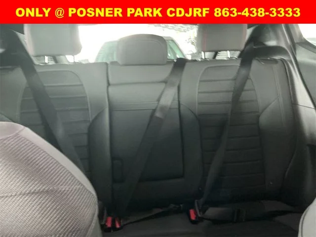 Used 2024  Dodge R/T image 9