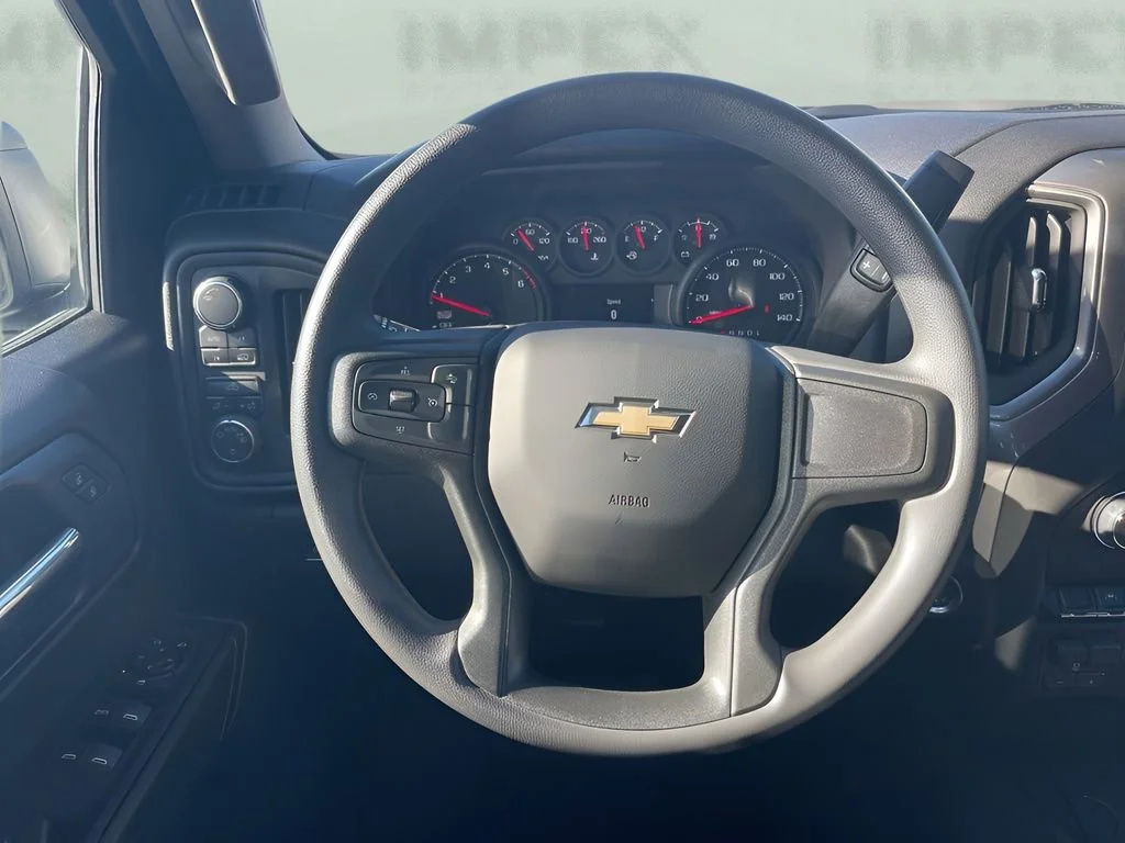 Used 2025 Summit White Chevrolet Custom image 15