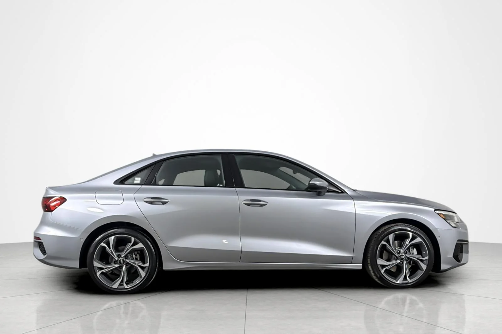 Used 2023 Florett Silver Metallic Audi Premium 40 TFSI image 6