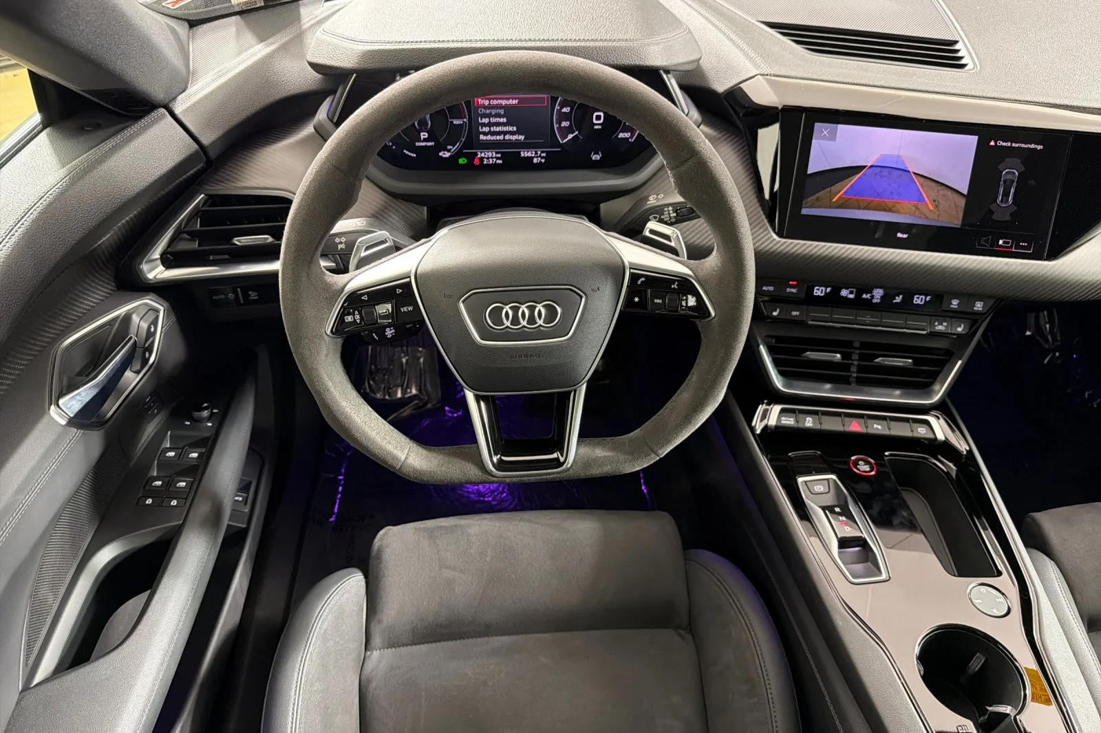 Used 2024 Florett Silver Metallic Audi Premium Plus quattro image 13