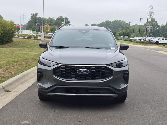 Used 2025 Gray Ford ST-Line image 16