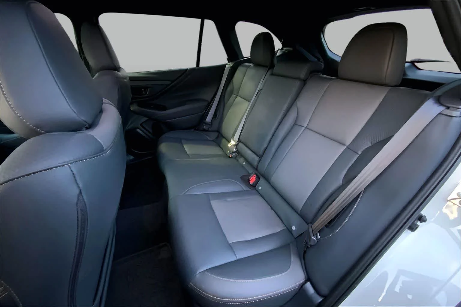 Used 2025 Crystal White Pearl Subaru Wilderness image 38