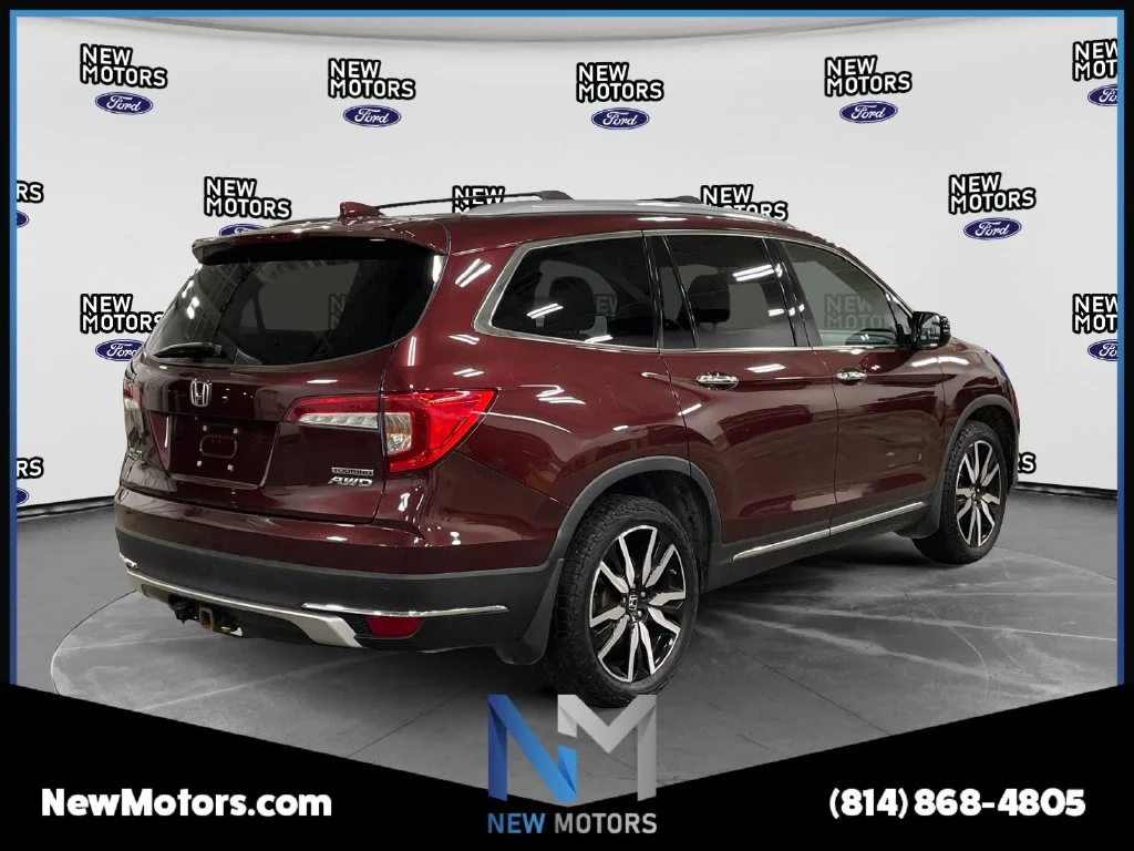 Used 2021 Red Honda Touring image 5