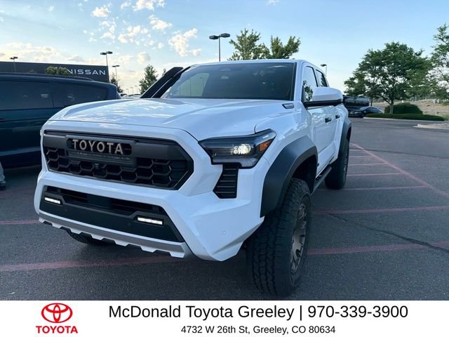 Used 2025 White Toyota Trailhunter image 1