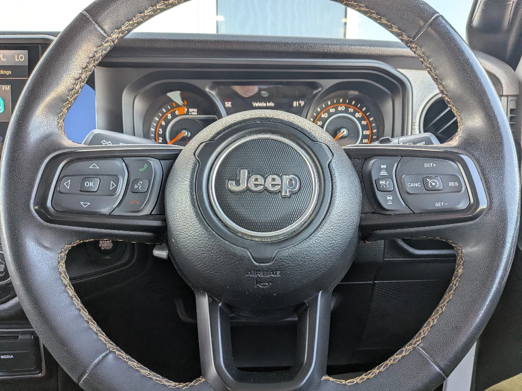 Used 2024 Bright White Clearcoat Jeep Sport RHD image 11