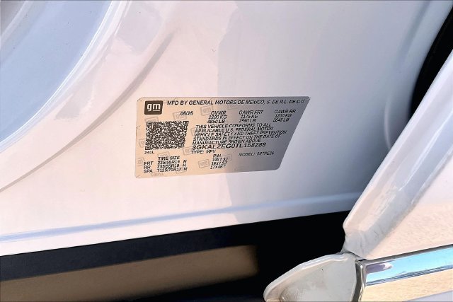 Used 2026 White GMC Denali image 35