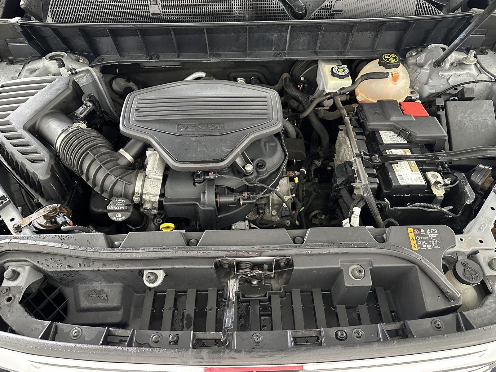 Used 2019 Quicksilver Metallic GMC SLE image 25