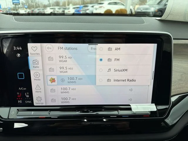 2026 Volkswagen Atlas SE - Photo 17