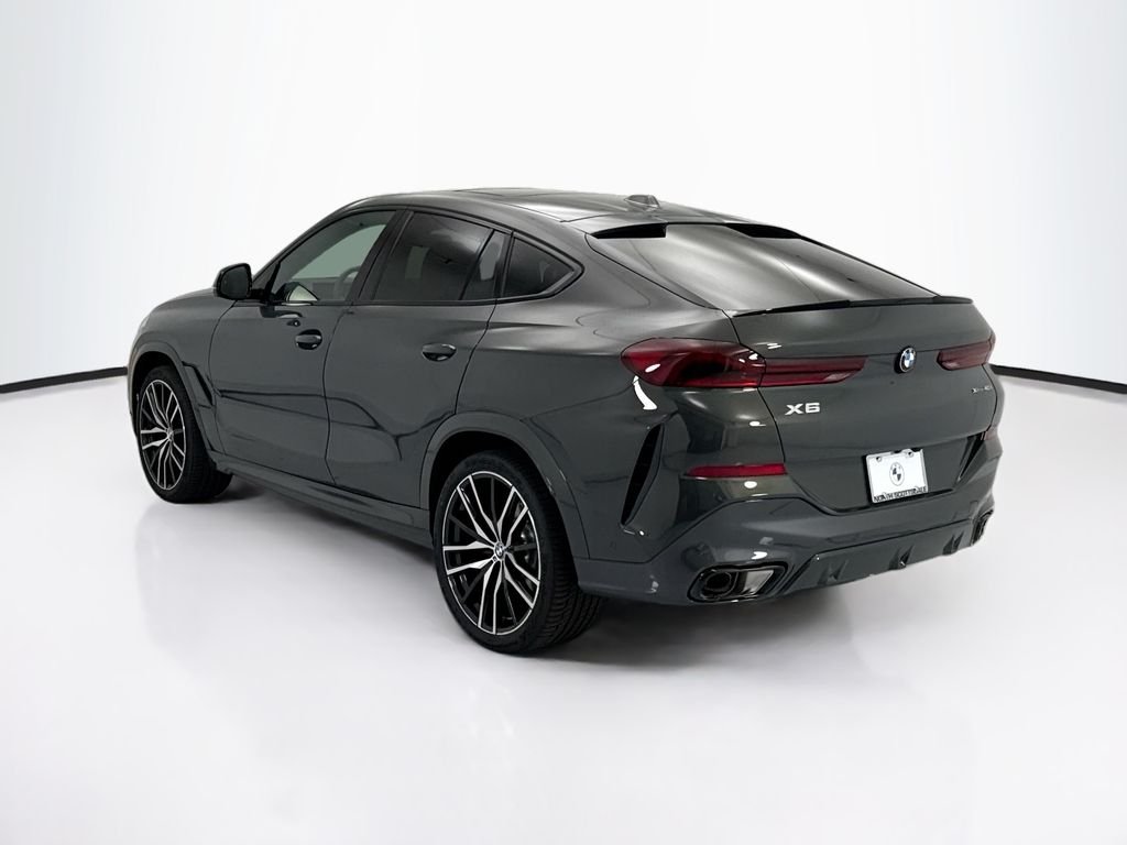 New 2027 Gray Metallic BMW xDrive40i image 7
