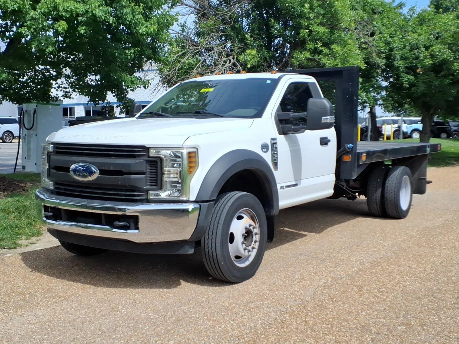 Used 2019 Oxford White Ford XL image 3