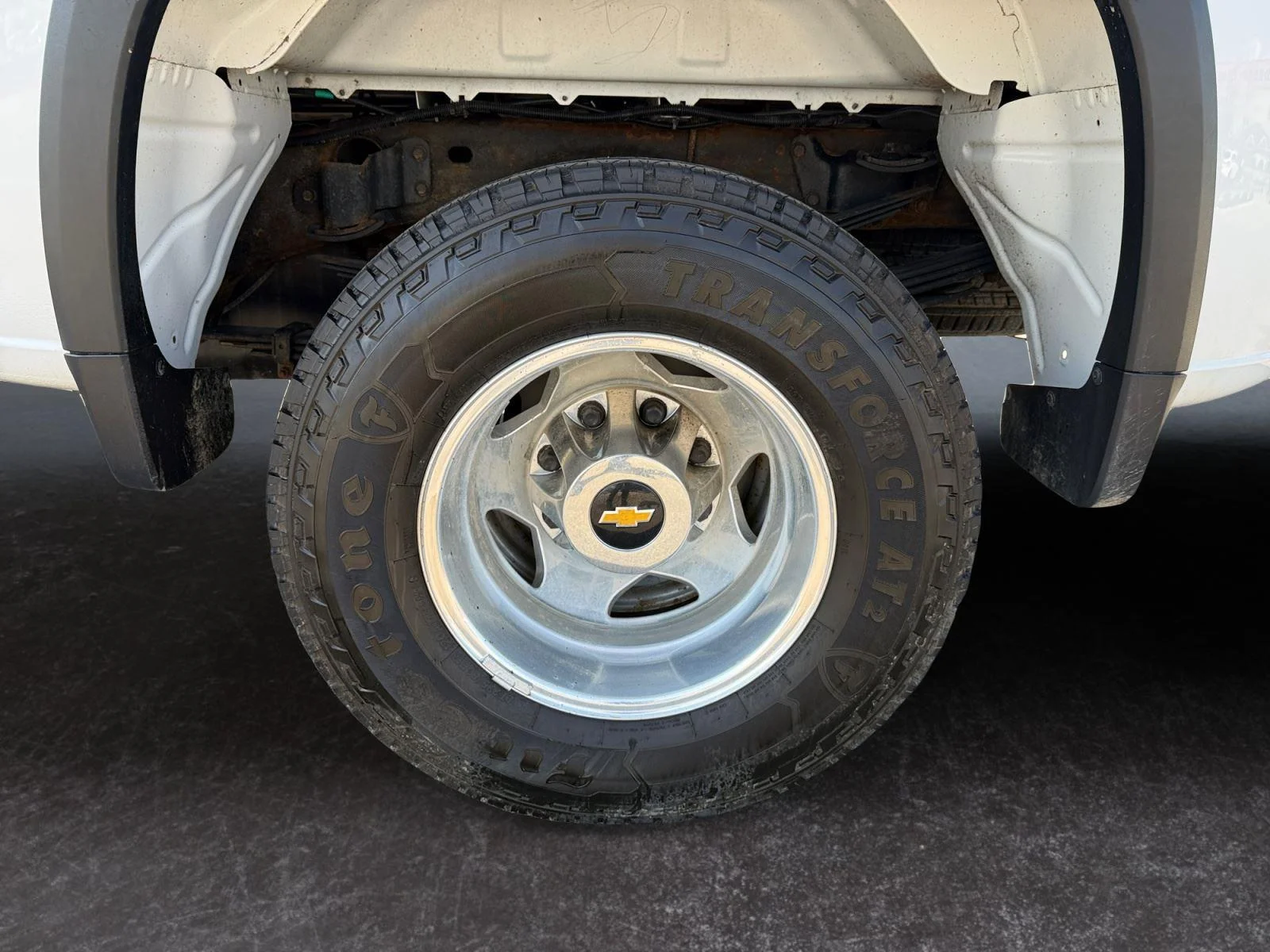 Used 2022 Summit White Chevrolet High Country image 28