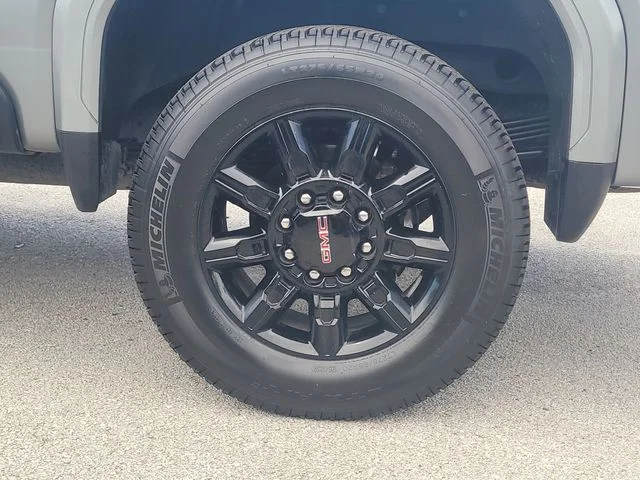 Used 2024 Silver GMC AT4 image 8