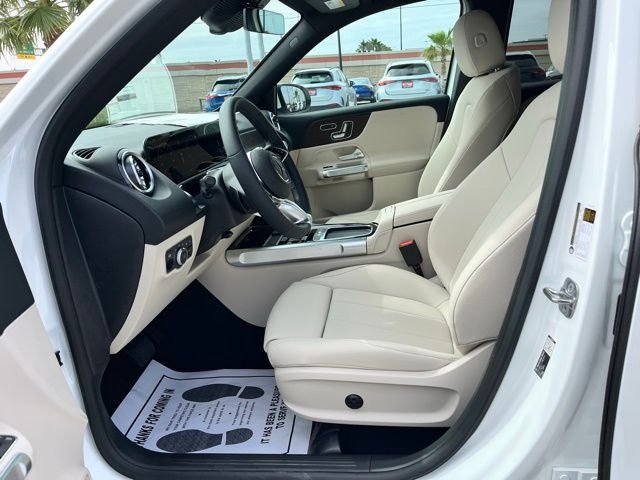New 2026 Polar White Mercedes-Benz GLB 250 image 15