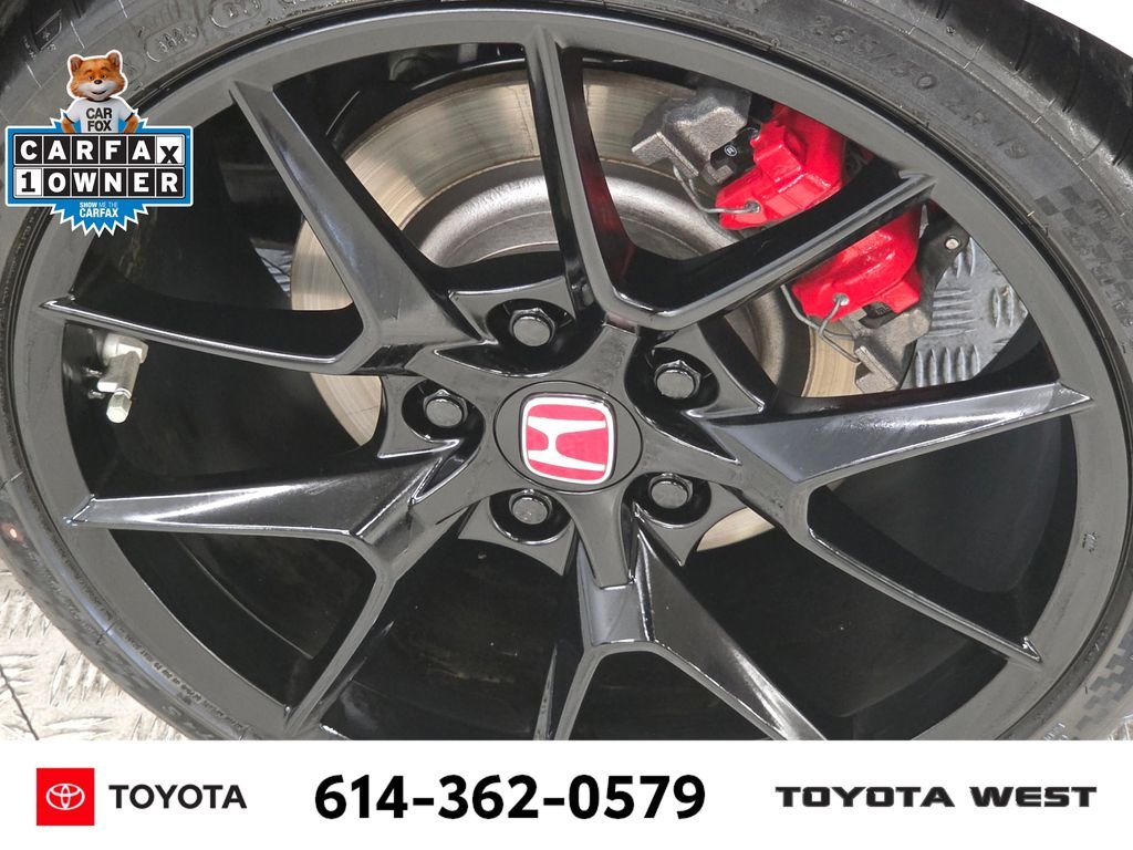 Used 2025 White Honda  image 12