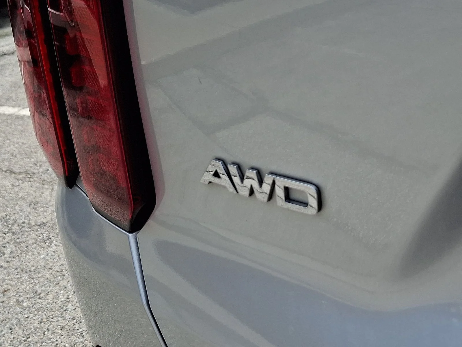 Used 2021 Silver Kia LX image 29