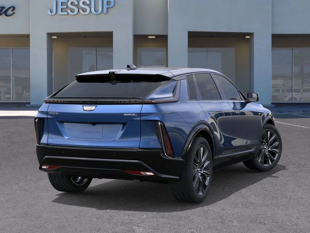 2026 Cadillac LYRIQ Signature Sport - Photo 4