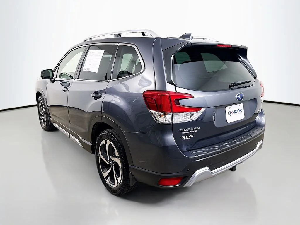 Used 2022 Magnetite Gray Metallic Subaru Touring image 5