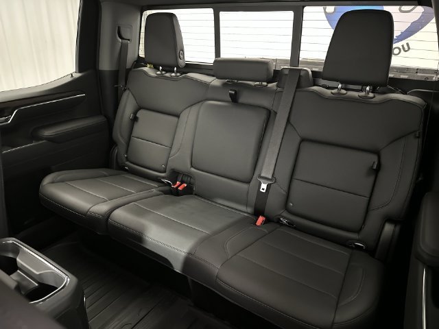 2026 GMC Sierra 1500 SLT - Photo 26
