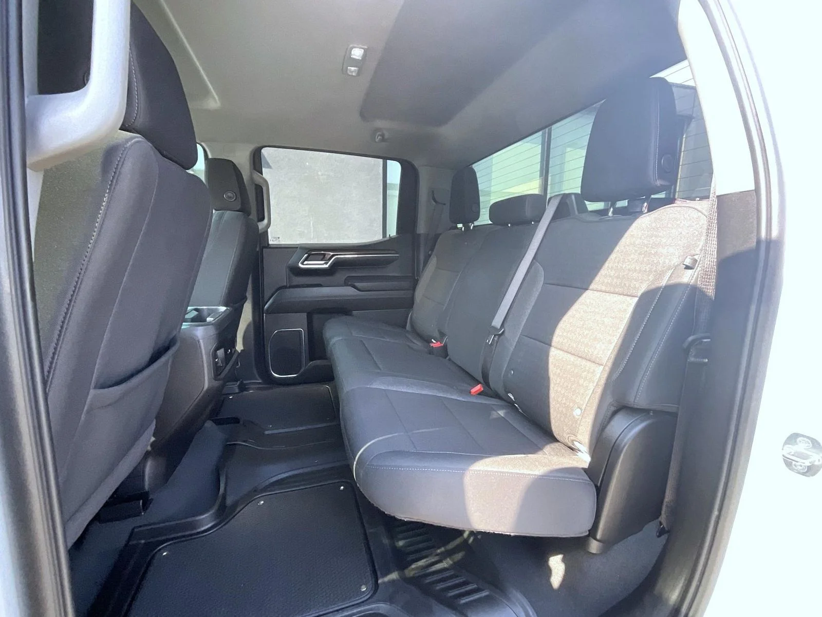 Used 2024 White Chevrolet RST image 19
