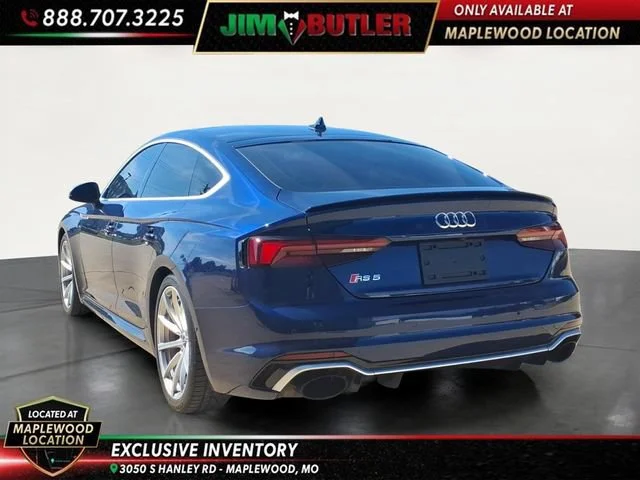 Used 2019  Audi Y image 2