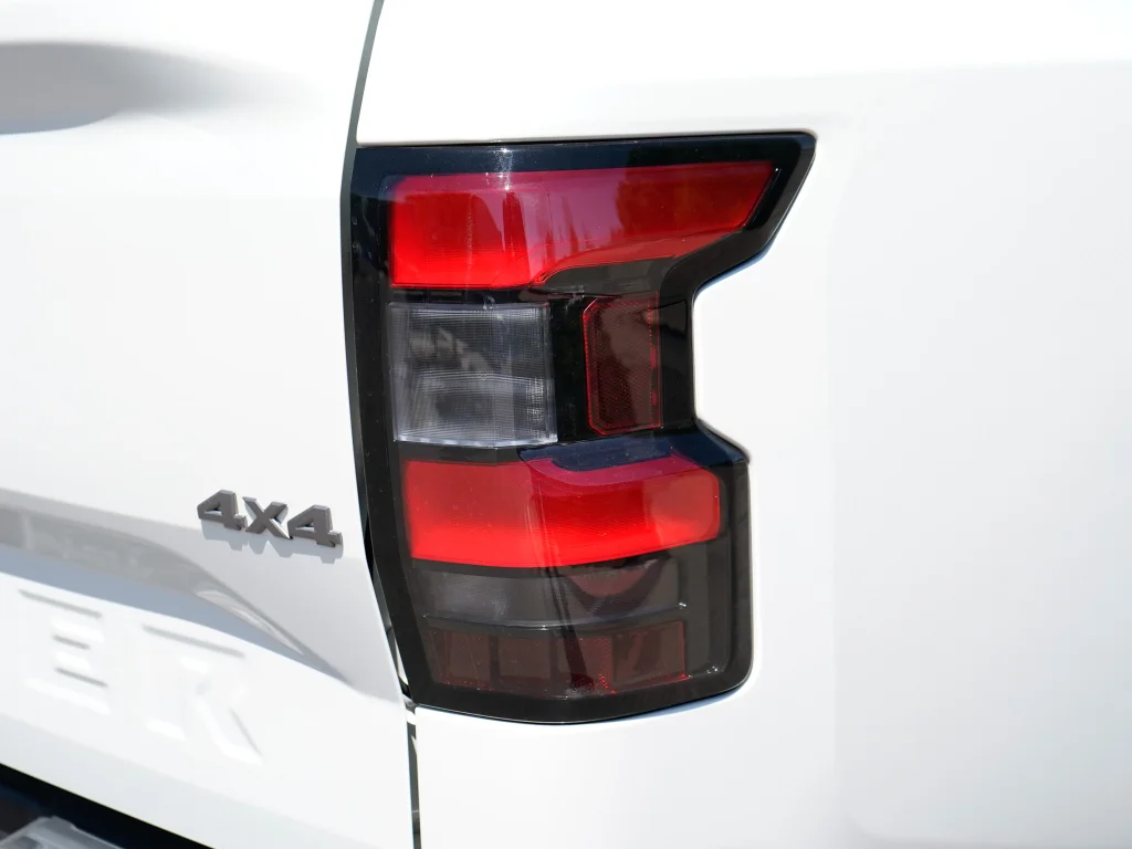 Used 2024 Glacier White Nissan S image 12