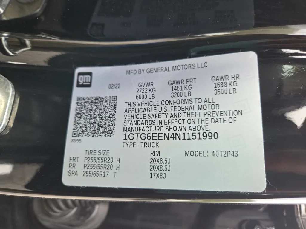 Used 2022 Black GMC Denali image 24