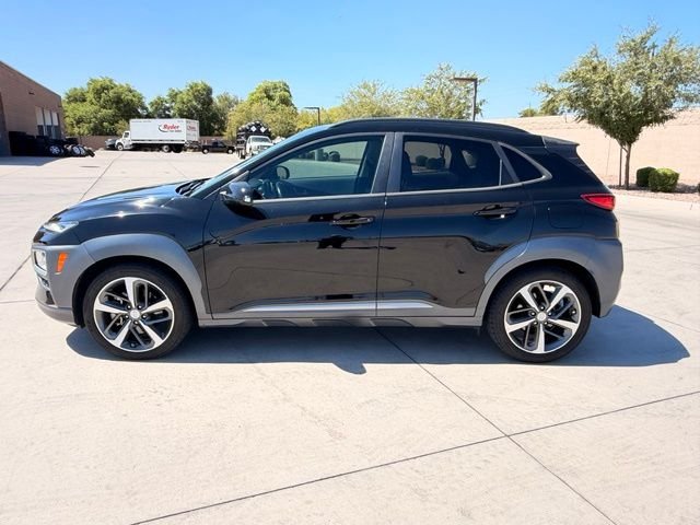 Used 2018 Black Hyundai Ultimate image 6