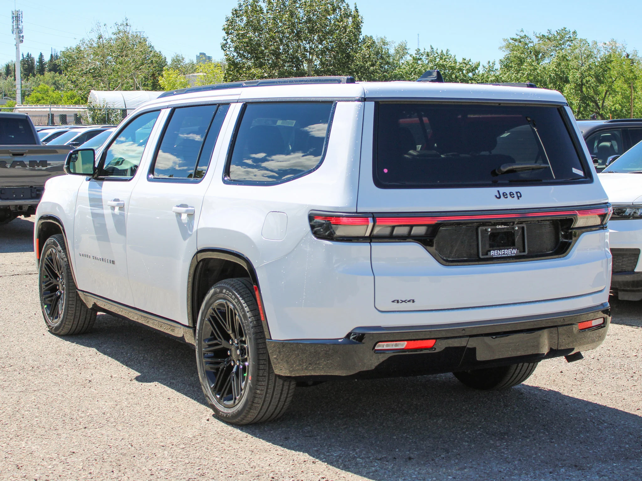 Used 2026 White Jeep Limited Reserve* image 3