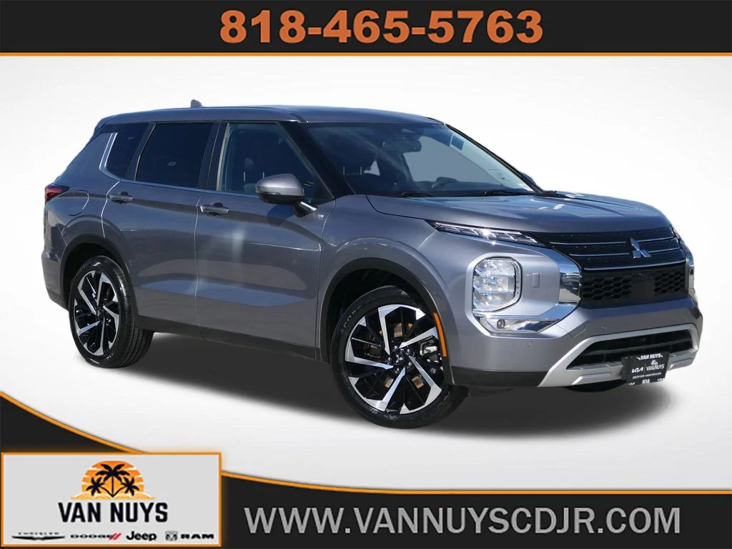 2024 Mitsubishi Outlander SE S-AWC's photo