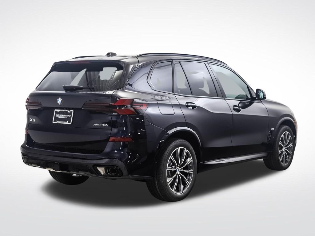 New 2026 Carbon Black Metallic BMW xDrive40i image 5