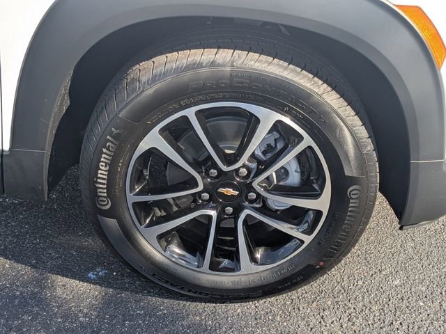 New 2026 Summit White Chevrolet LT image 11