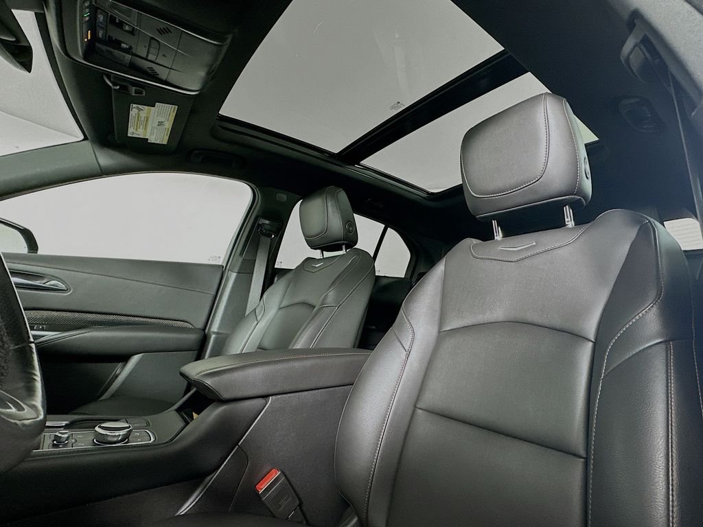 Used 2019 Stellar Black Metallic Cadillac Sport image 16