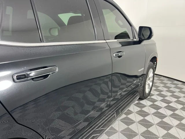 Used 2021 Black Chevrolet Premier image 9