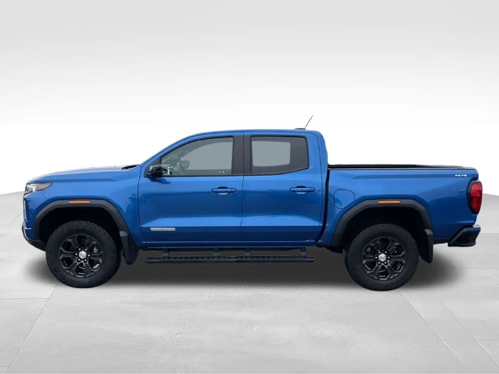 Used 2023 Blue Metallic GMC Elevation image 25