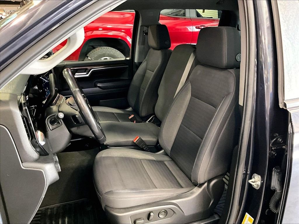 Used 2022 Gray Chevrolet LT image 10