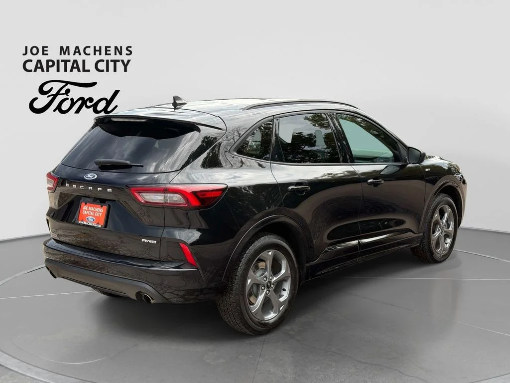 Used 2023 Black Ford ST-Line image 5