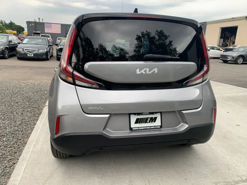 Used 2023 Gray Kia LX Wagon 4D image 16