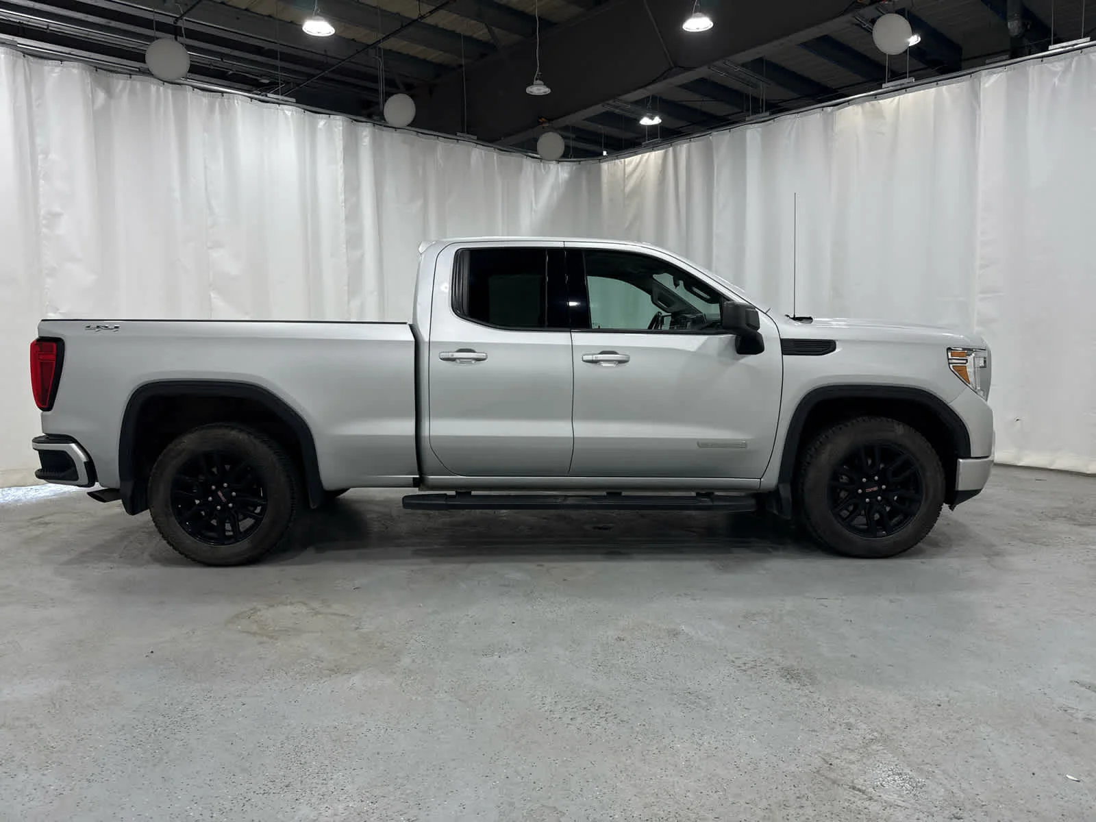 Certified Used 2020 QUICKSILVER METALLIC GMC Elevation image 6